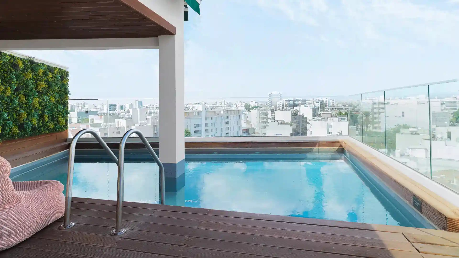 Leonardo Boutique Hotel Larnaca - Small Rooftop Plunge Pool