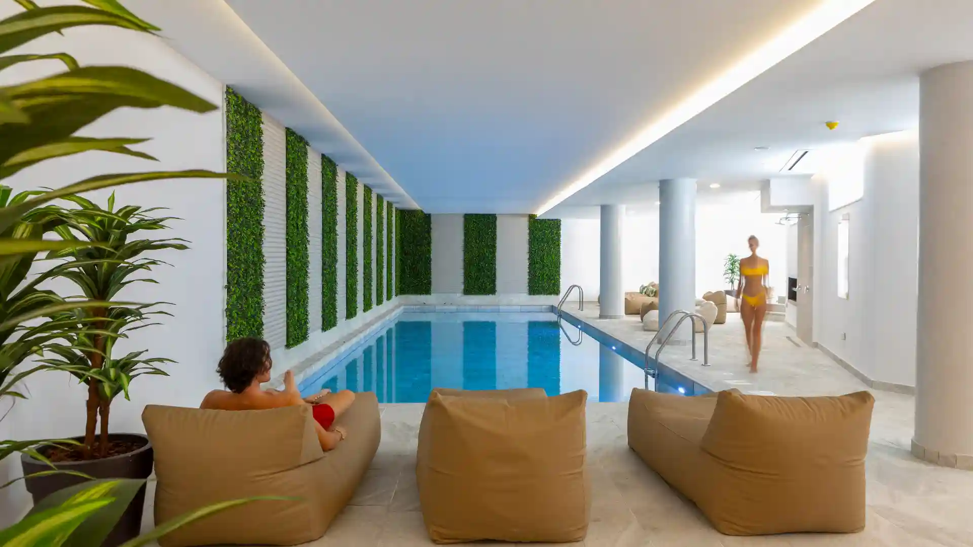 Leonardo Crystal Cove Hotel & Spa by the Sea - Indoor Pool