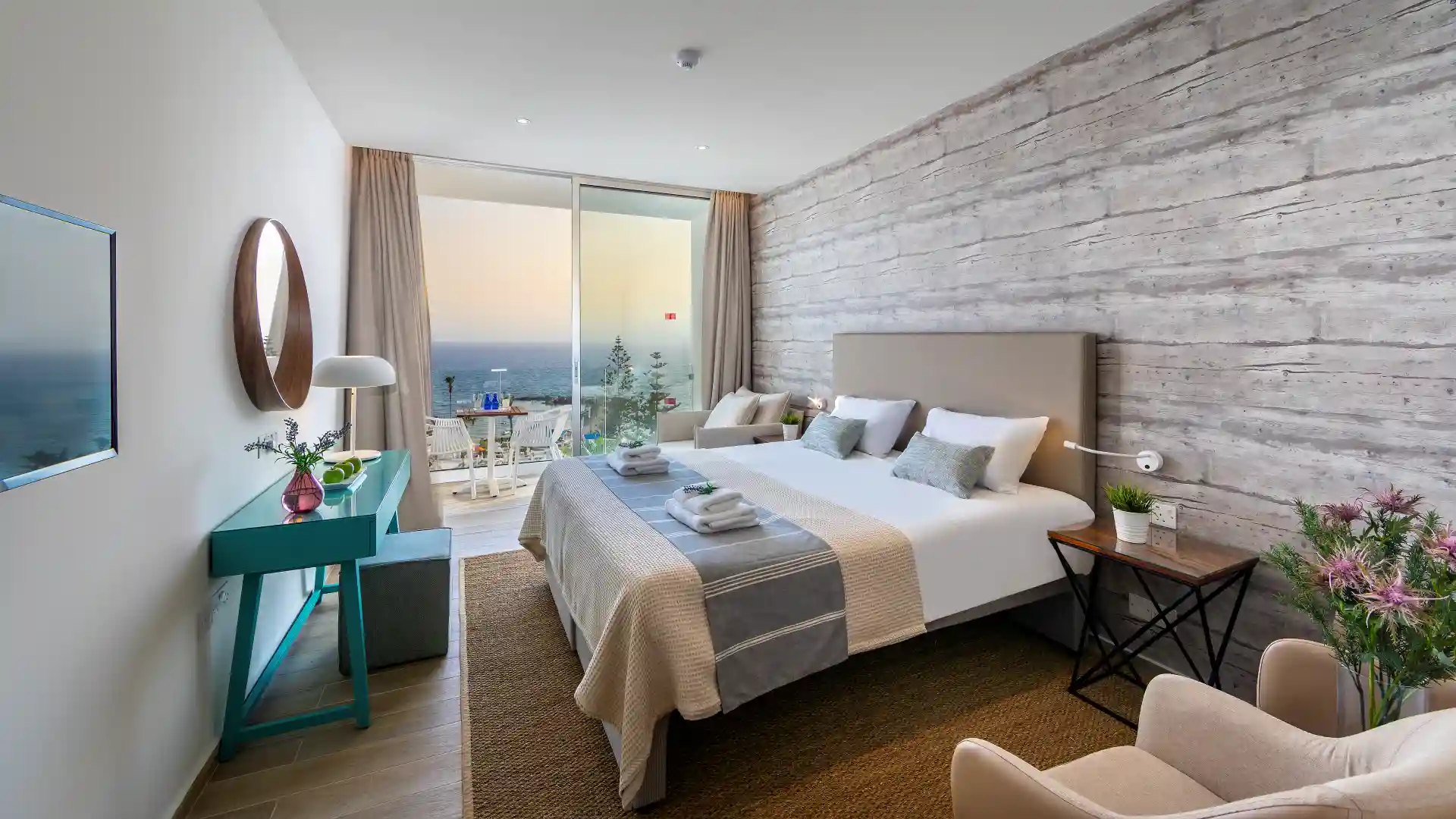 Premium Room with Sea View and Executive Lounge Access