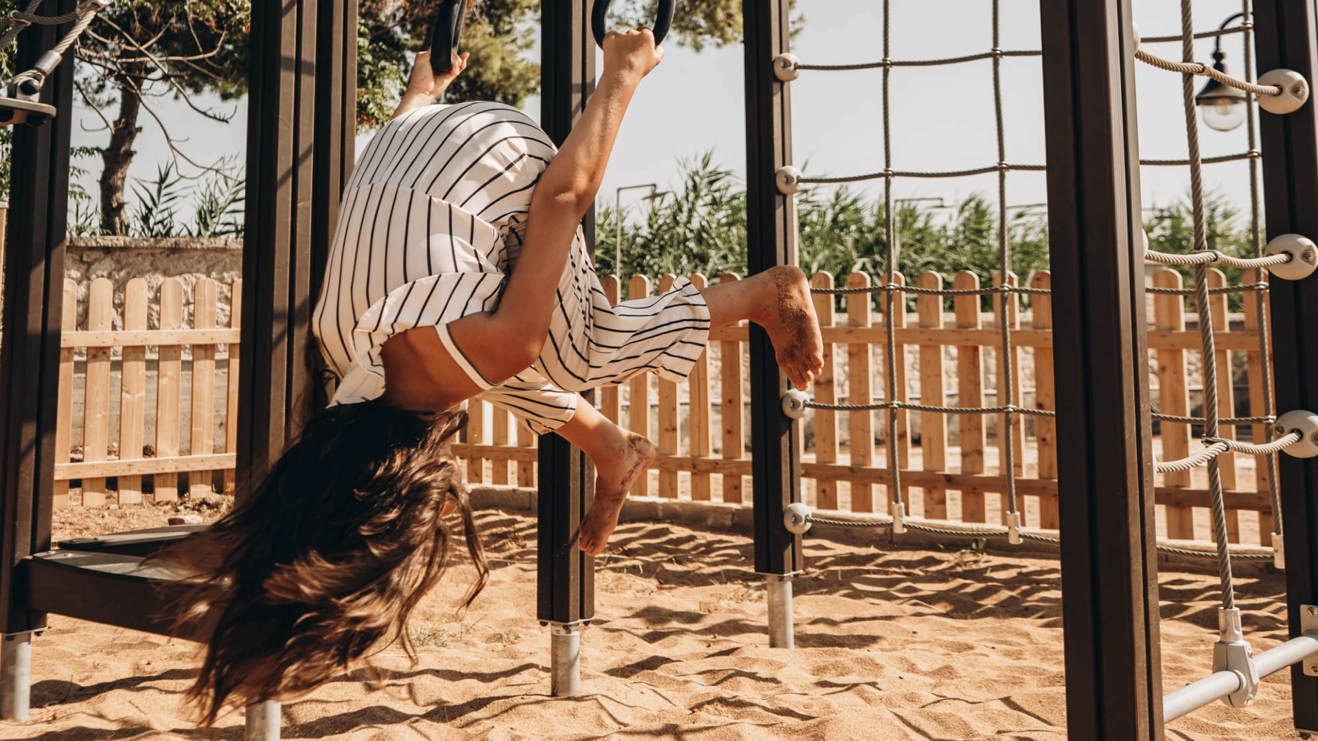 NALU latchi Leonardo Limited Edition - Teen Multi Play Zone (Ages 8–14)