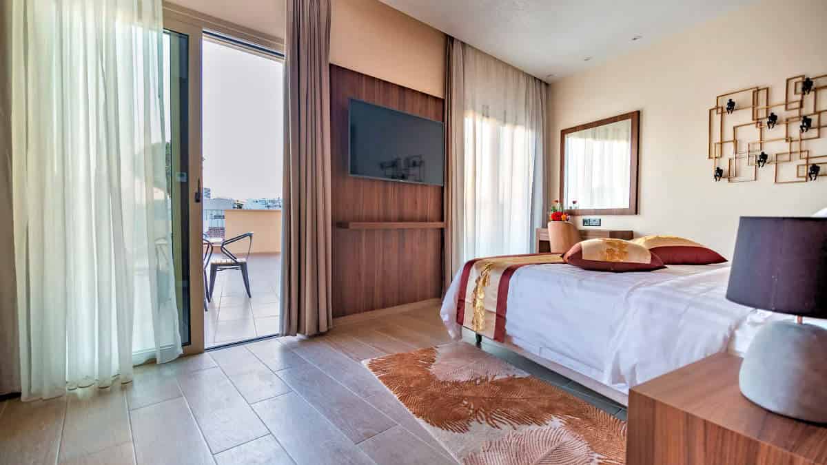 Deluxe Room City View