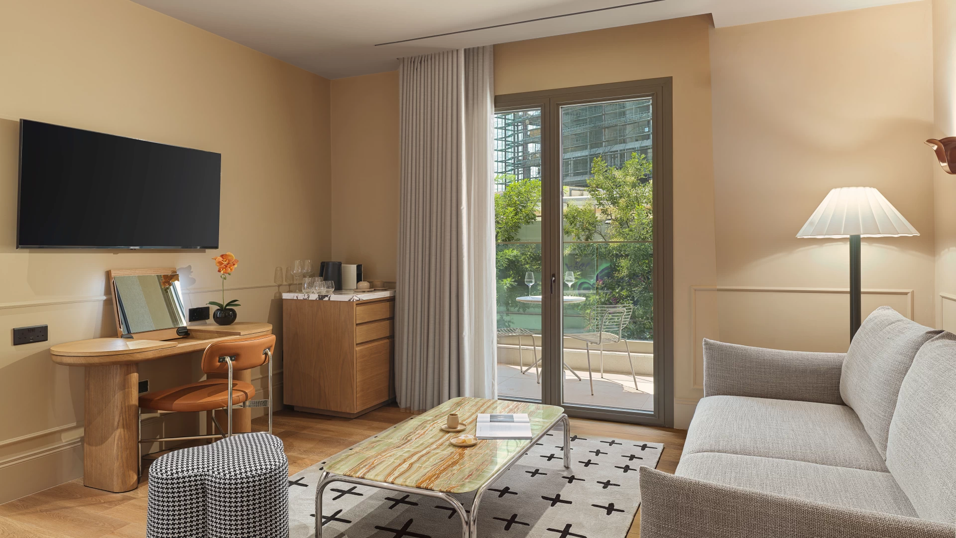 Executive Suite with Balcony