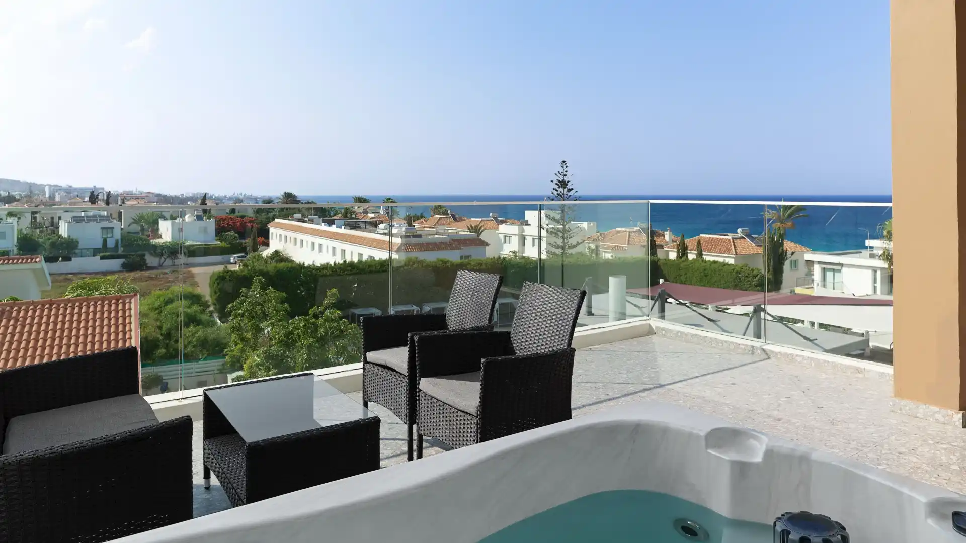 Superior Room Side Sea View with Outdoor Hot Tub