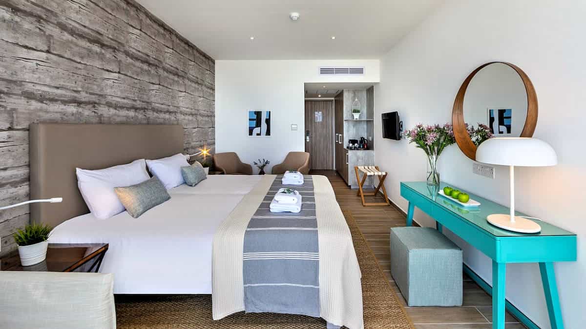 Deluxe Room Sea View with Executive Lounge Access
