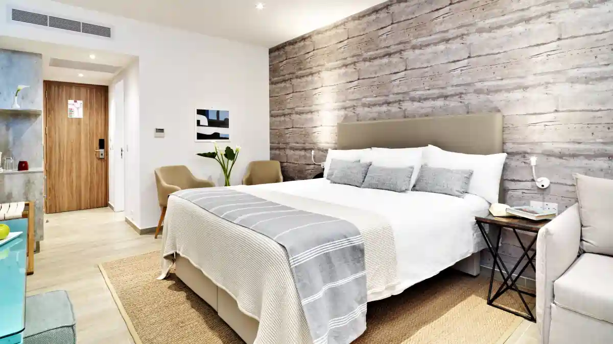 Premium Room with Side Sea View and Executive Lounge Access