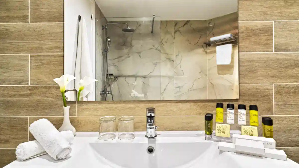Premium Room with Side Sea View and Executive Lounge Access