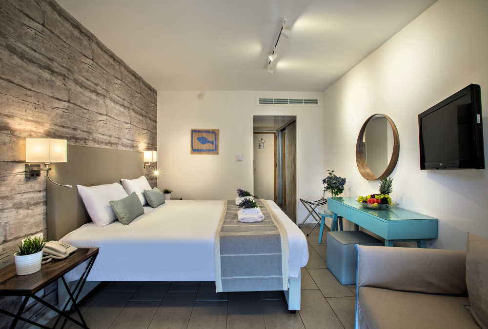 One Bedroom Suite