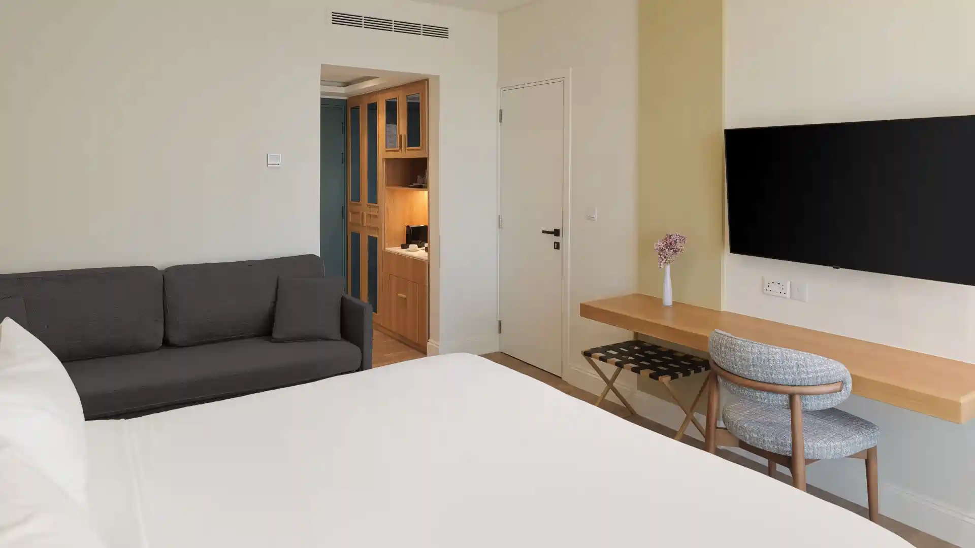 Deluxe Family Room Sea View