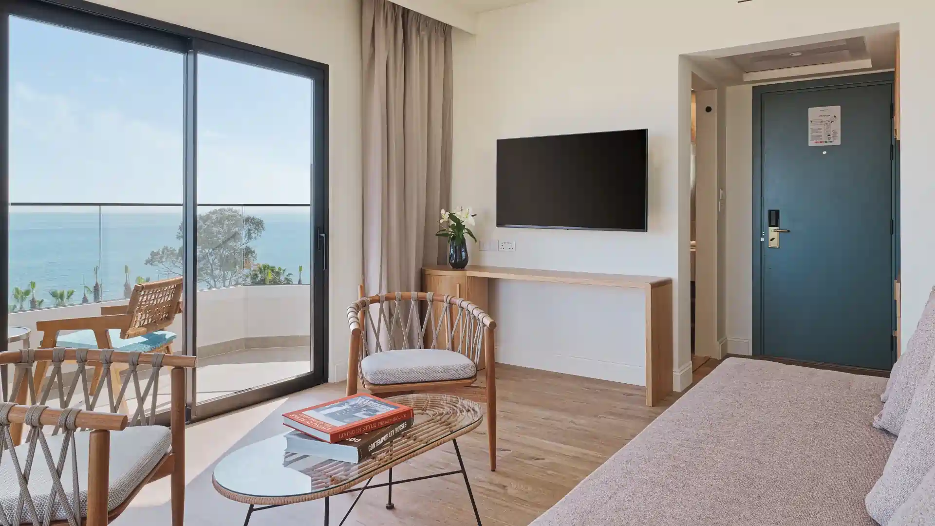 Signature One Bedroom Sea View Suite