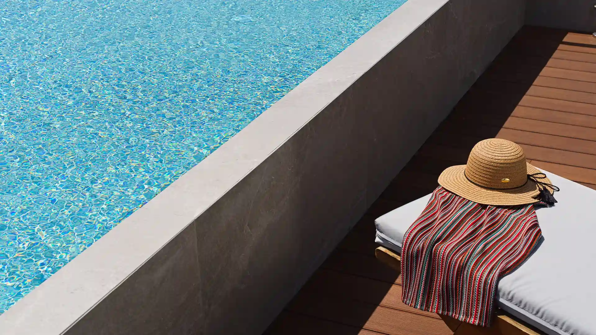 Swim up Junior Suite Sea View