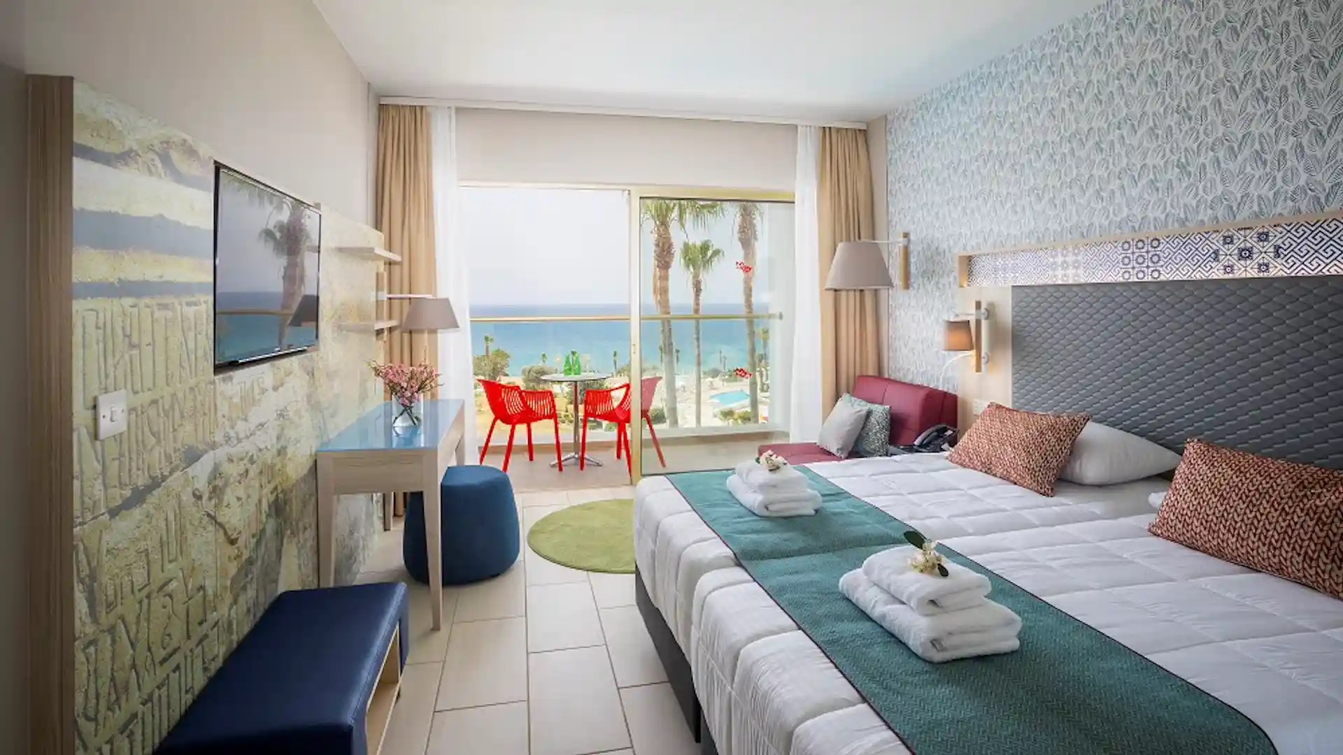 Deluxe Room Sea View with Executive Lounge Access