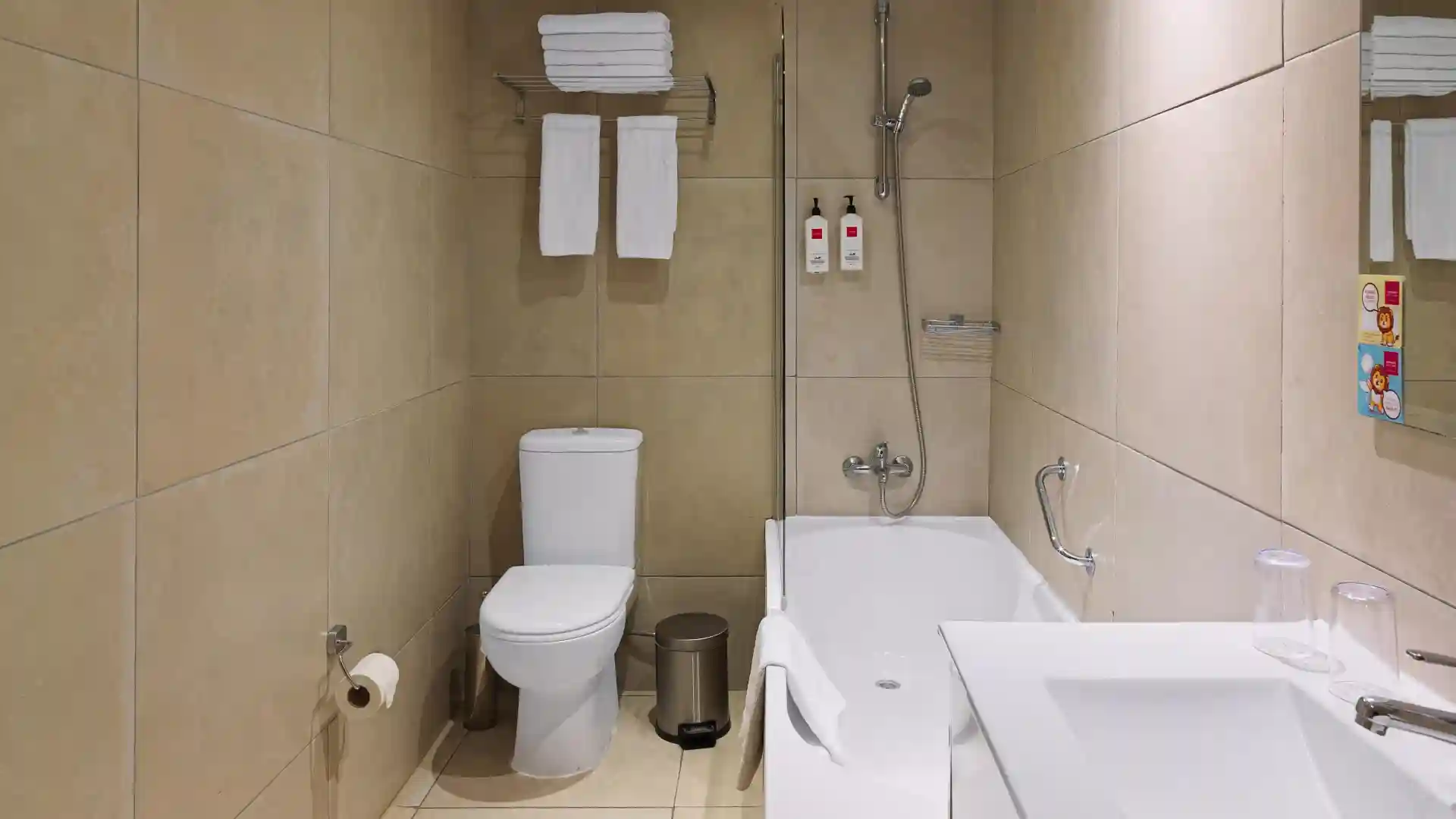 Executive Swim Up Suite