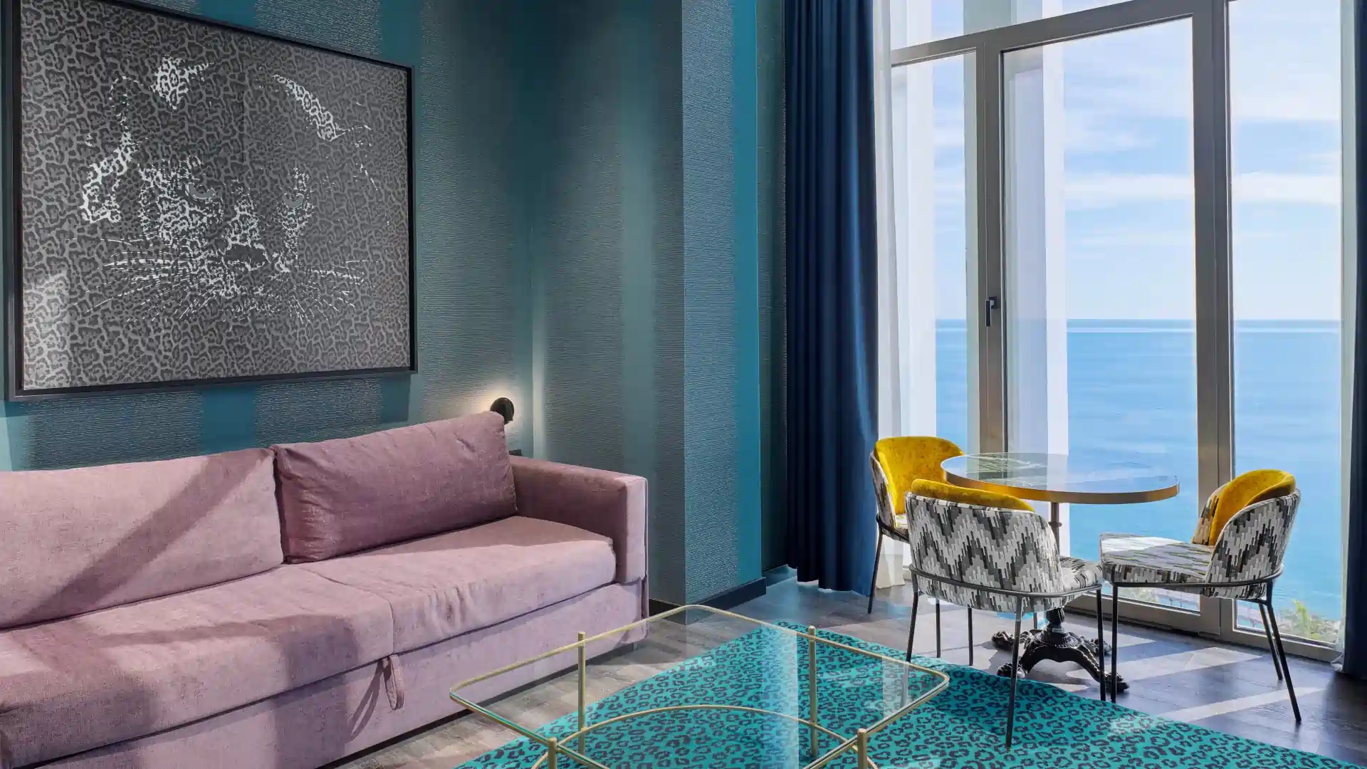 Heaven Suite with Sea View with Business Lounge Access