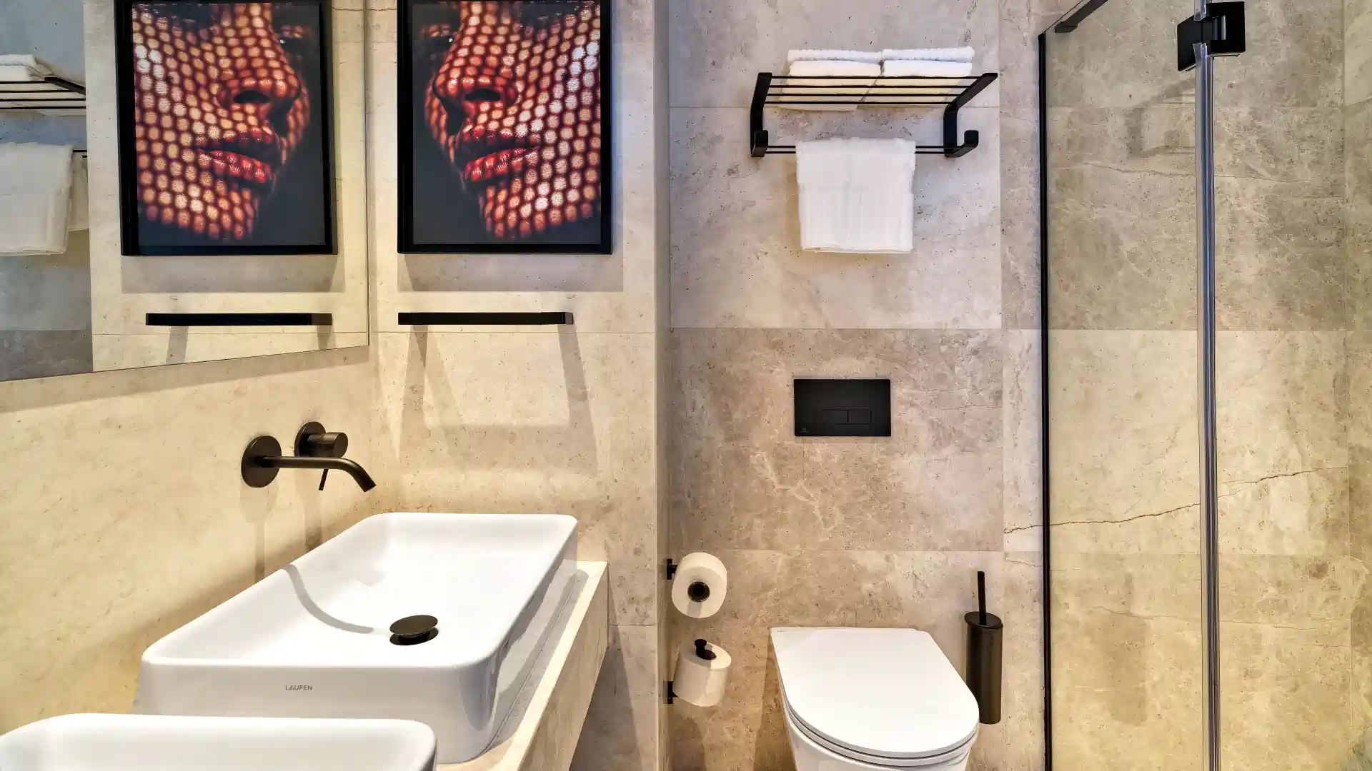 NYX Executive Suite with Business Lounge Access